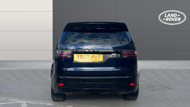 Land Rover Discovery 3.0 D300 R-Dynamic SE 5dr Auto Diesel Station Wagon